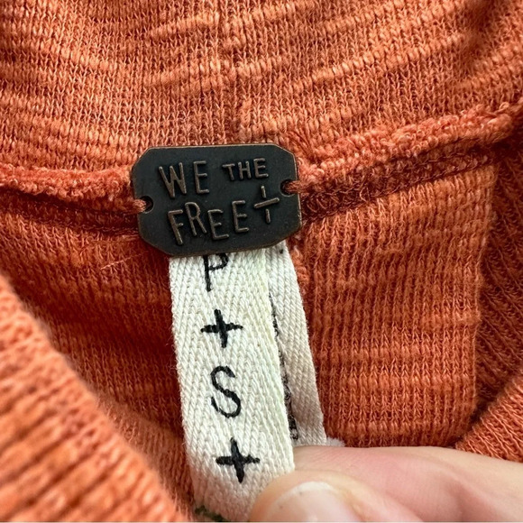 Free People We The Free Split Back Turtleneck Long Sleeve Rust Orange Women's S - Picture 4 of 8